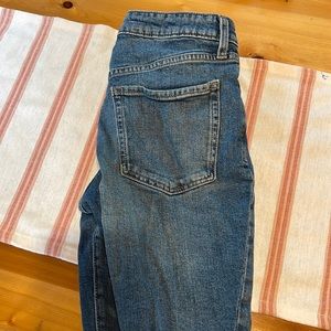 Old navy size 4 OG straight petite